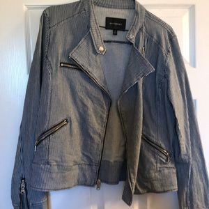 Love, love this jacket, but it’s too big for me.